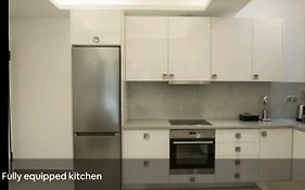 Syntagma Voulis Street Modern Apartment